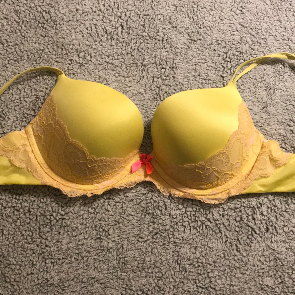 VS Bra